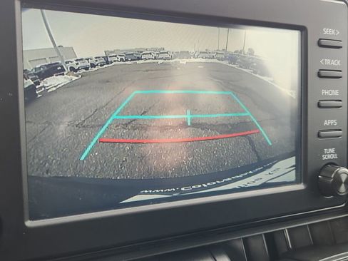 Used 2019 Toyota RAV4 XLE image 23