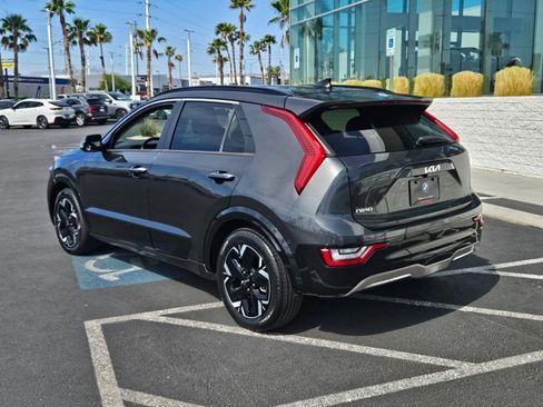 Used 2023 Kia Niro Wave FWD image 8
