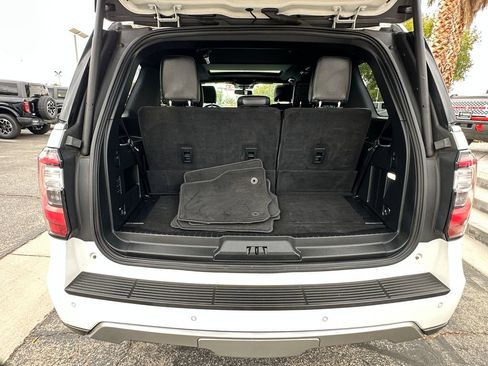Used 2020 Ford Expedition Limited w/ Equipment Group 302A AWD/4WD image 24