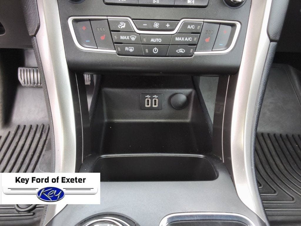 Used 2019 Ford Fusion SEL FWD image 35