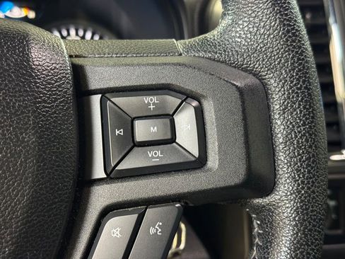 Used 2015 Ford F150 XLT w/ Equipment Group 301A Mid AWD/4WD image 31