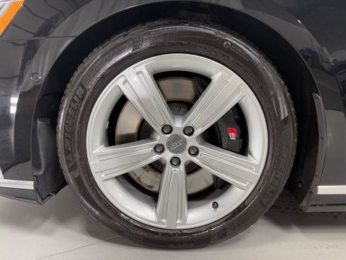 Used 2021 Audi S8 L w/ Full Leather Package image 37