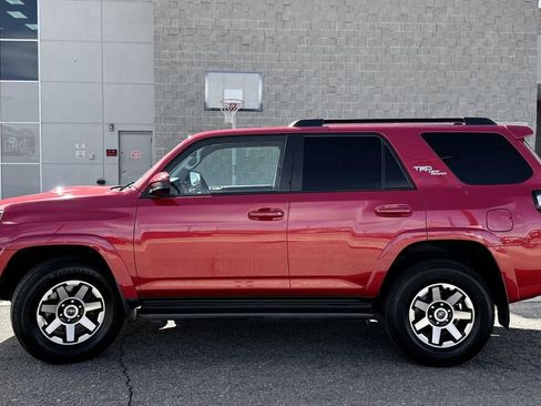 Used 2019 Toyota 4Runner TRD Off-Road image 5