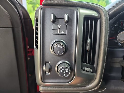 Used 2019 Chevrolet Silverado 2500 LTZ w/ LTZ Plus Package AWD/4WD image 25