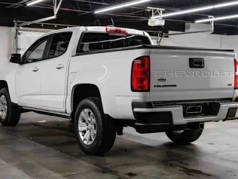 Used 2022 Chevrolet Colorado LT w/ LT Convenience Package image 14