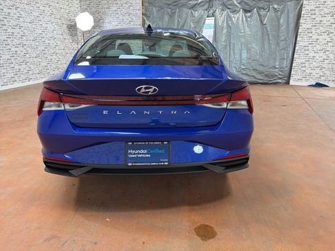 Certified 2023 Hyundai Elantra SEL w/ Convenience Package image 6