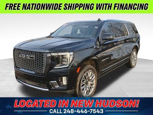 Used 2023 GMC Yukon XL Denali Ultimate image 1