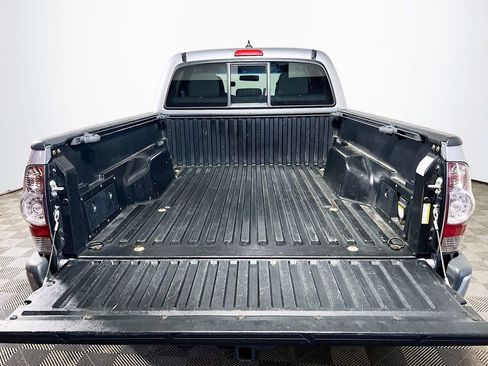 Used 2015 Toyota Tacoma 4x4 Double Cab w/ TRD Sport Package image 23