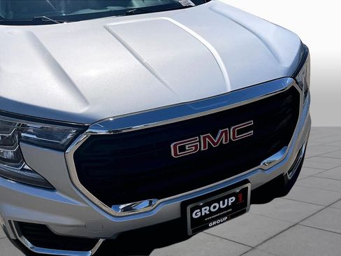 Used 2022 GMC Terrain SLE FWD image 29