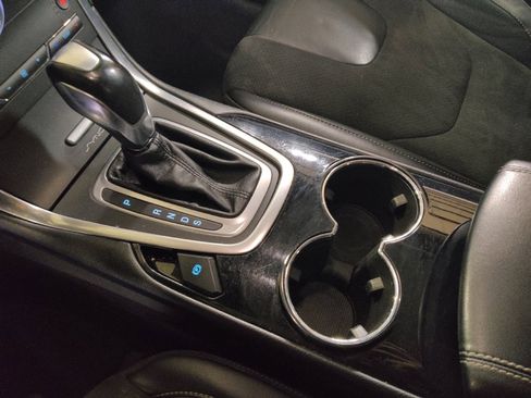 Used 2017 Ford Edge Sport w/ Technology Package image 26