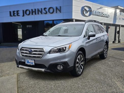 Used 2015 Subaru Outback 2.5i Limited image 3