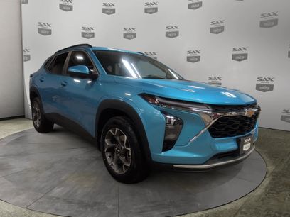 Used 2025 Chevrolet Trax LT w/ LT Convenience Package