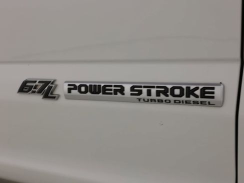 Used 2020 Ford F350 Platinum w/ FX4 Off-Road Package image 49