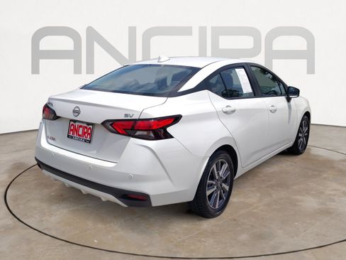 Used 2024 Nissan Versa SV FWD image 11