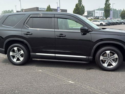 Used 2024 Honda Pilot EX-L image 3