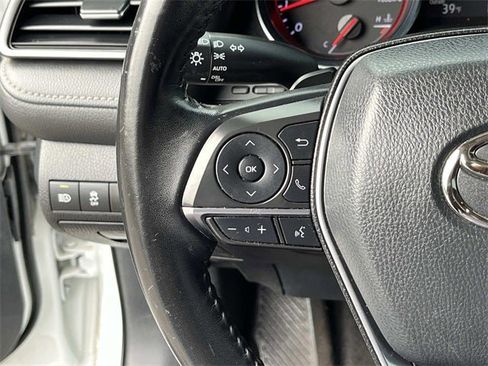 Used 2019 Toyota Camry XSE image 28