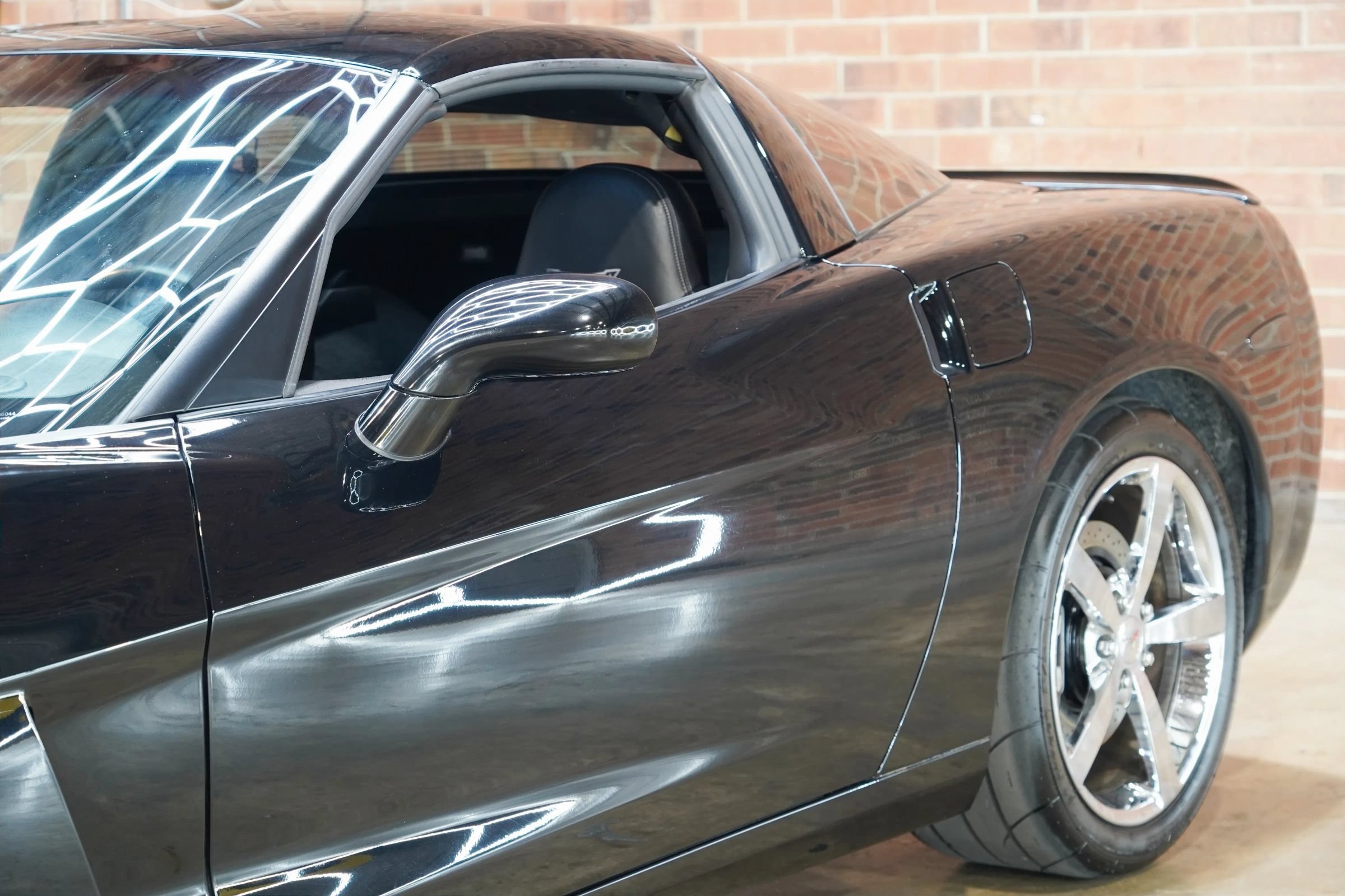 Used 2010 Chevrolet Corvette Coupe w/ Preferred Equipment Group RWD image 20