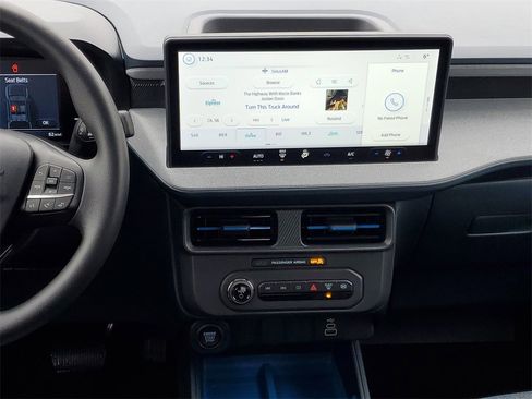 New 2025 Ford Maverick XLT w/ Equipment Group 301A image 21