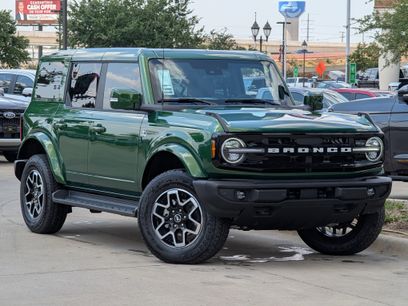 New 2025 Ford Bronco Outer Banks