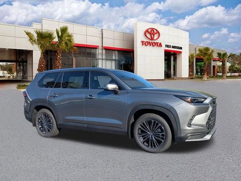 New 2026 Toyota Grand Highlander MAX Platinum image 2