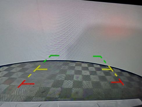 Used 2024 Nissan Rogue S image 28