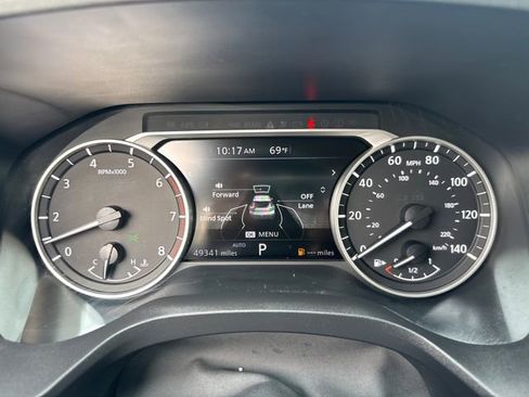 Used 2023 Nissan Rogue SL image 30