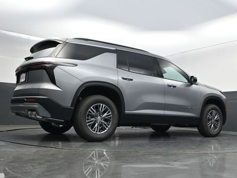 New 2026 Chevrolet Traverse LT FWD image 44