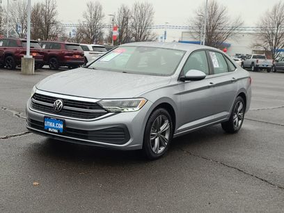 Used 2024 Volkswagen Jetta SE