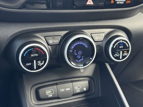 New 2026 Hyundai Venue SEL image 23