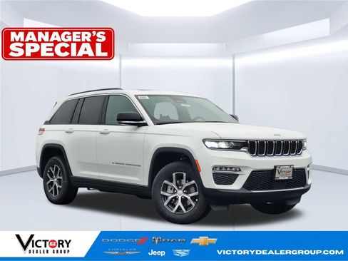 New 2025 Jeep Grand Cherokee Limited w/ Trailer Tow Package AWD/4WD image 1