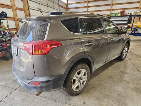 Used 2014 Toyota RAV4 LE AWD/4WD image 8
