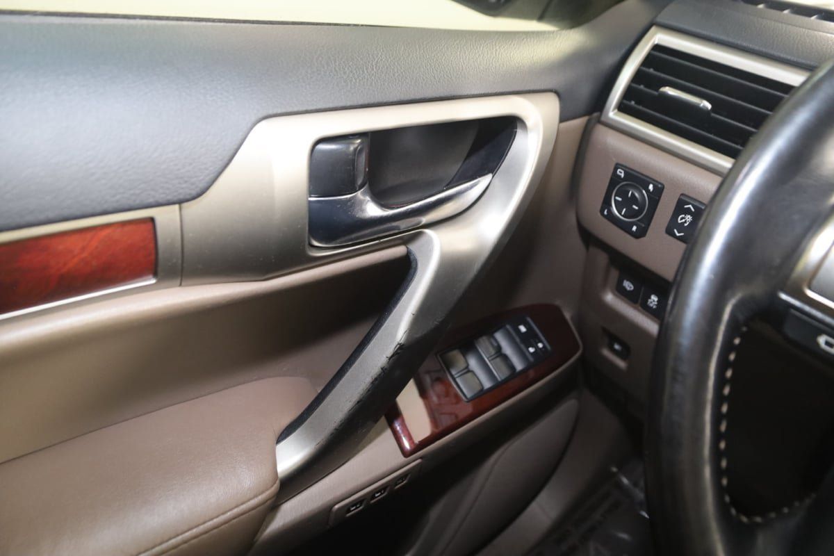 Used 2015 Lexus GX 460 Luxury AWD/4WD image 28