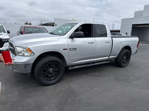 Used 2017 RAM 1500 Classic SLT RWD image 4
