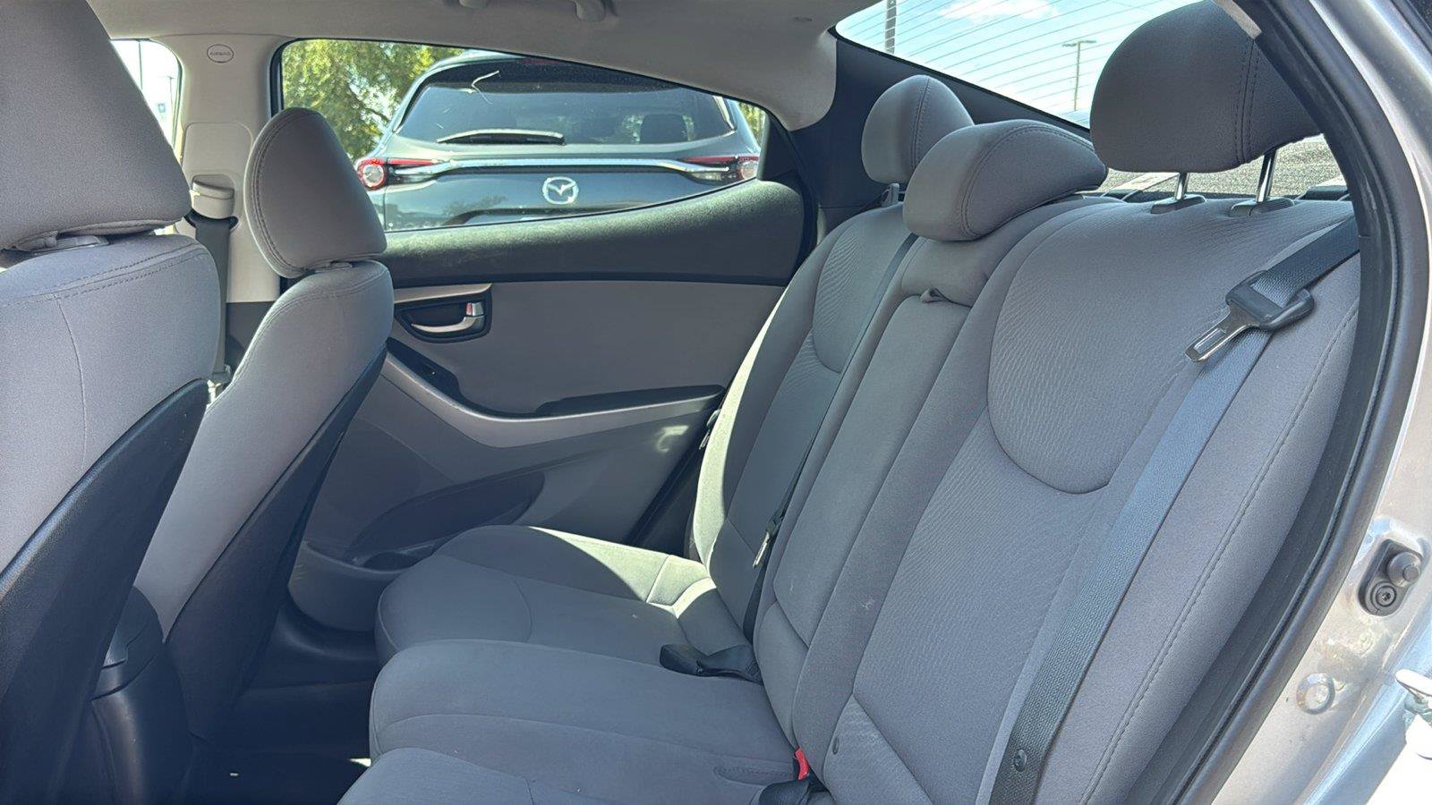 Used 2016 Hyundai Elantra SE FWD image 20