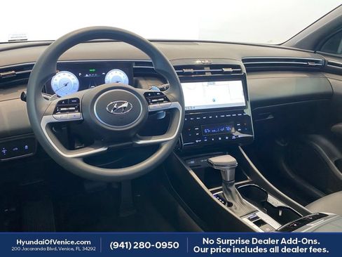 Certified 2024 Hyundai Santa Cruz Night AWD/4WD image 17