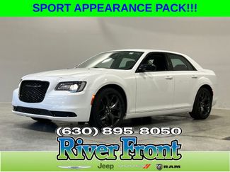 Used 2022 Chrysler 300 Touring w/ Sport Appearance Package video 1