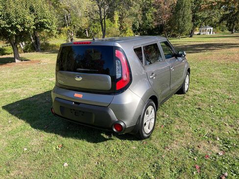 Used 2016 Kia Soul image 29