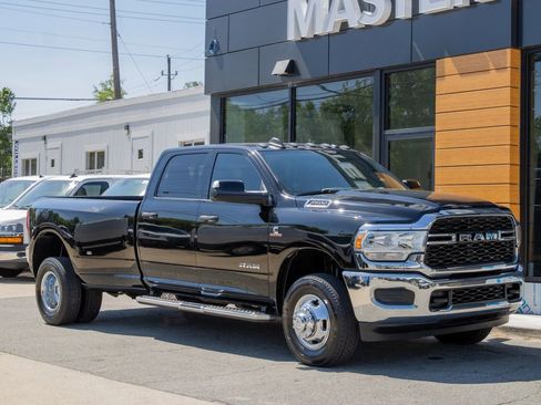 Used 2021 RAM 3500 Tradesman image 2