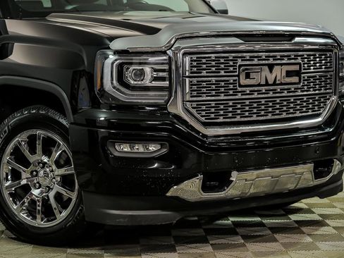 Used 2017 GMC Sierra 1500 Denali AWD/4WD image 2
