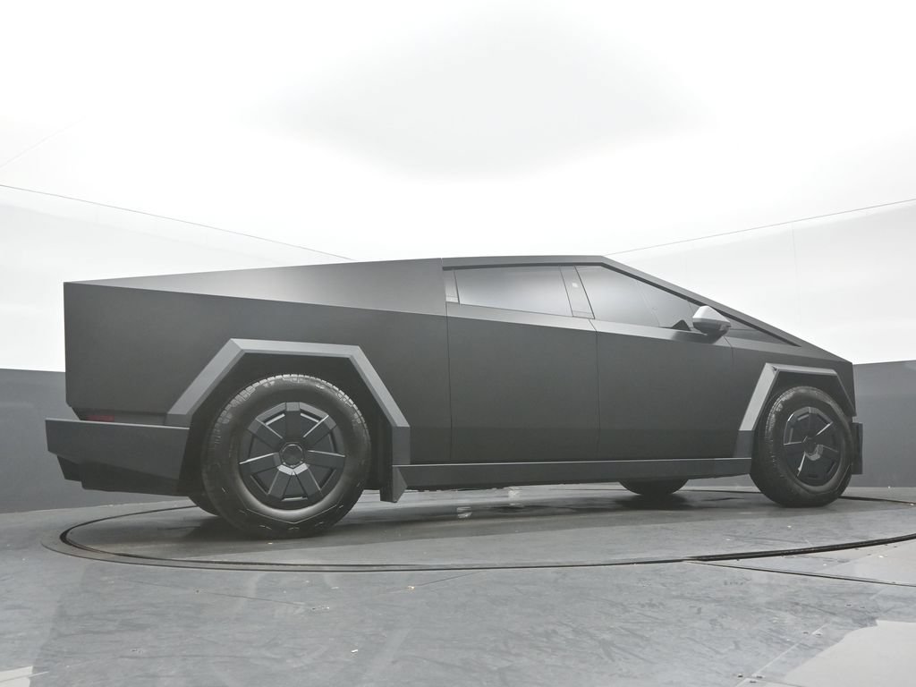 Used 2025 Tesla Cybertruck AWD Crew Cab image 12