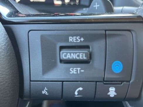 Used 2023 Nissan Rogue Platinum image 20