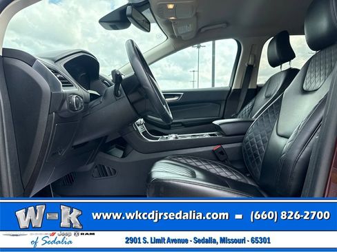 Used 2024 Ford Edge Titanium AWD/4WD image 18
