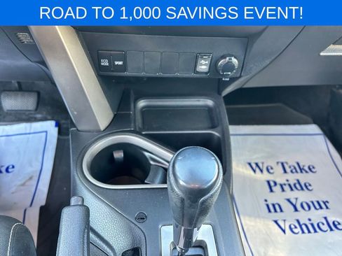 Used 2017 Toyota RAV4 XLE image 28