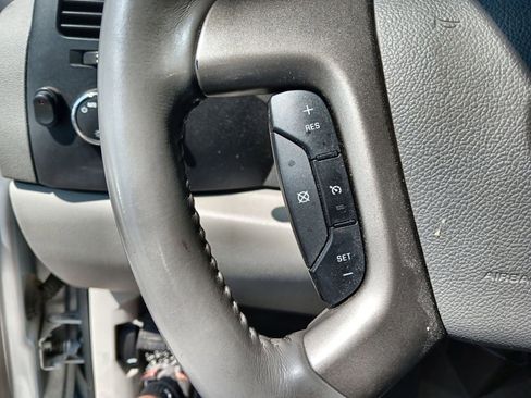 Used 2012 GMC Sierra 1500 SLE w/ Power Tech Package image 9