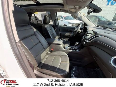Used 2022 Chevrolet Equinox Premier AWD/4WD image 16