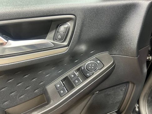 Used 2020 Ford Escape SE AWD/4WD image 20