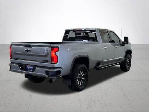 Used 2025 Chevrolet Silverado 3500 High Country w/ High Country Premium Package AWD/4WD image 10