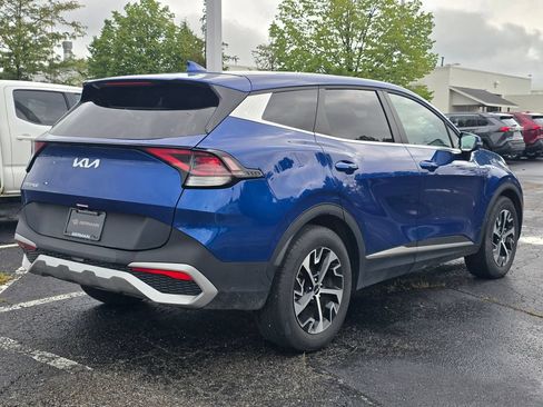 Used 2025 Kia Sportage EX FWD image 7