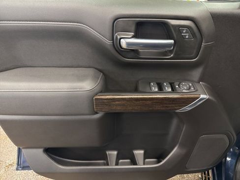 Used 2021 GMC Sierra 1500 SLE image 10