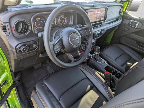 Used 2025 Jeep Wrangler Unlimited Rubicon image 10